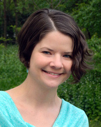 Portrait of Jenn Hollmeyer